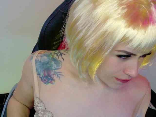 Alexa_lopez webcam