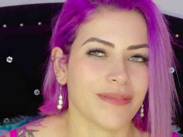 Alexa_lopez webcam