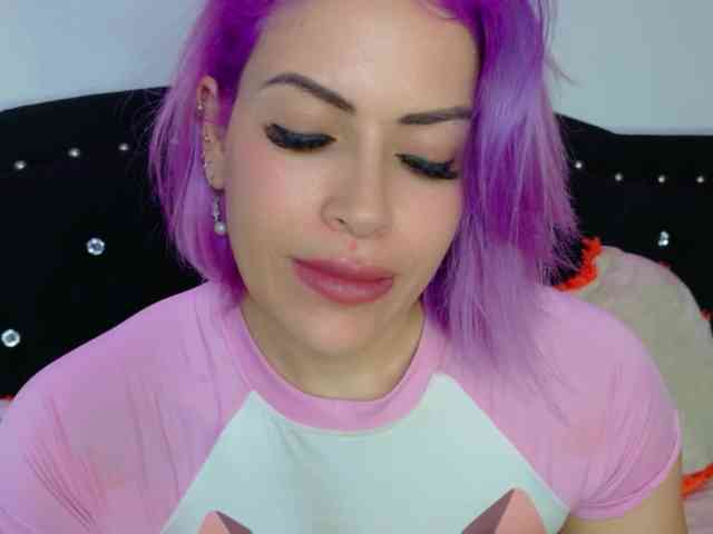 Alexa_lopez webcam
