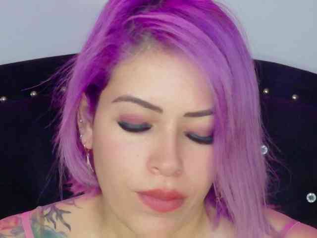 Alexa_lopez webcam