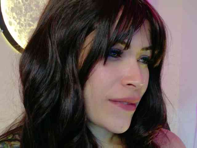Alexa_lopez webcam