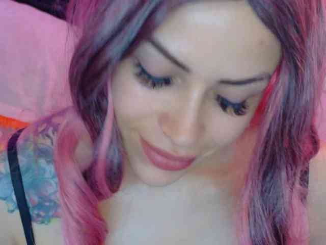 Alexa_lopez webcam