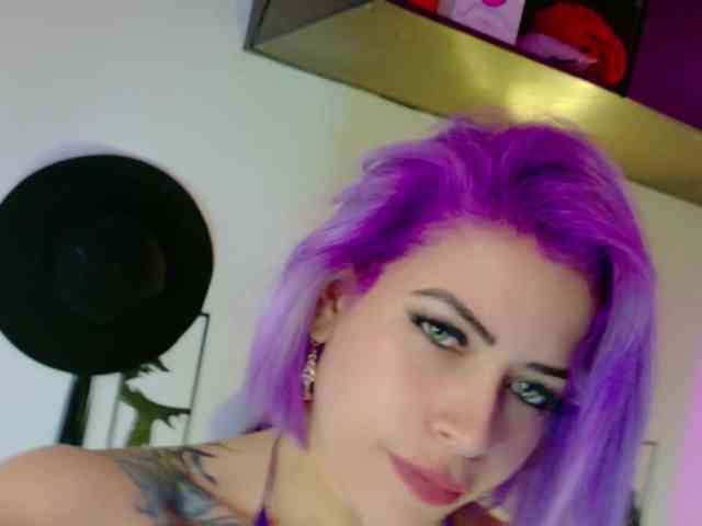 Alexa_lopez webcam