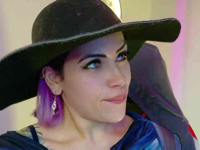 Alexa_lopez webcam