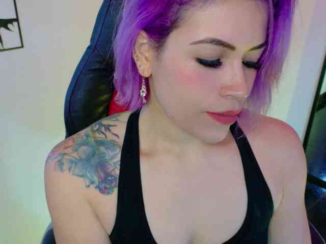 Alexa_lopez webcam