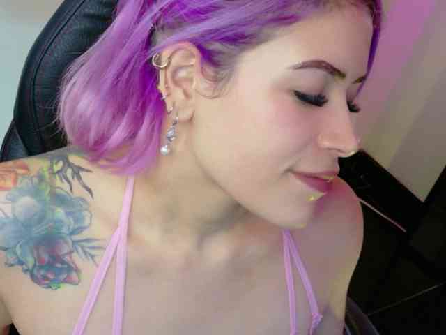 Alexa_lopez webcam