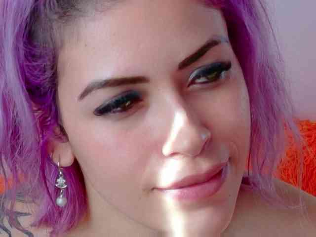 Alexa_lopez webcam