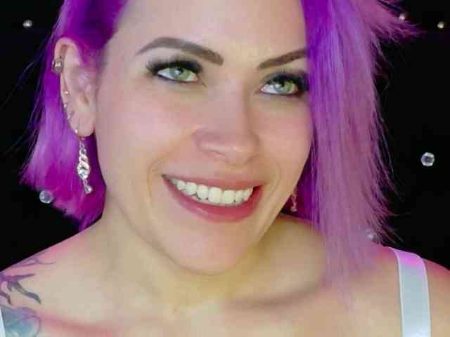 Alexa_lopez webcam