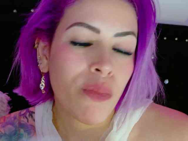 Alexa_lopez webcam