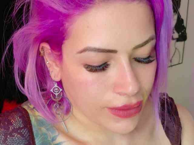 Alexa_lopez webcam