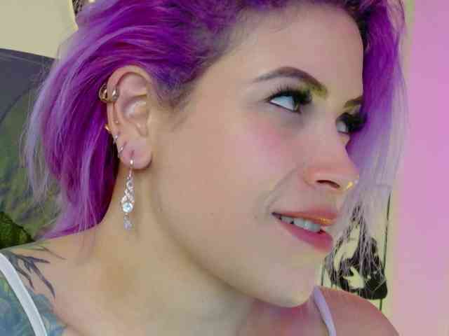 Alexa_lopez webcam