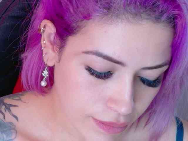 Alexa_lopez webcam