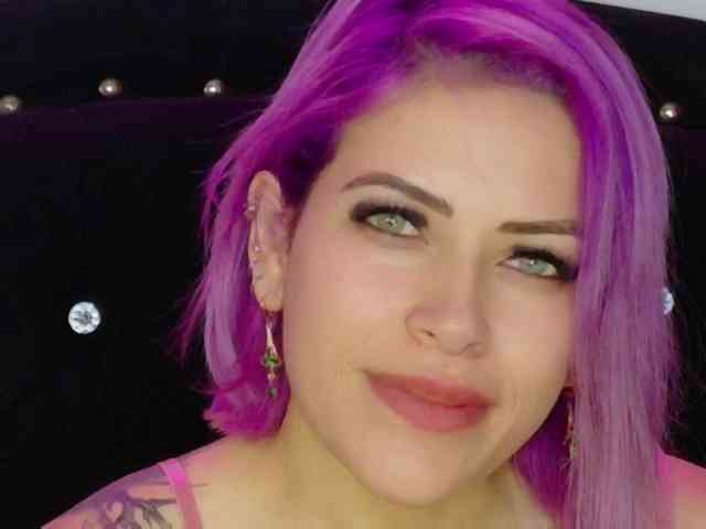 Alexa_lopez webcam