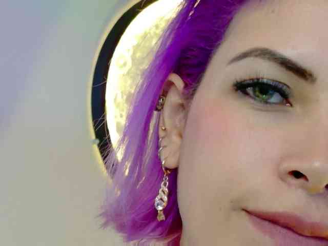 Alexa_lopez webcam