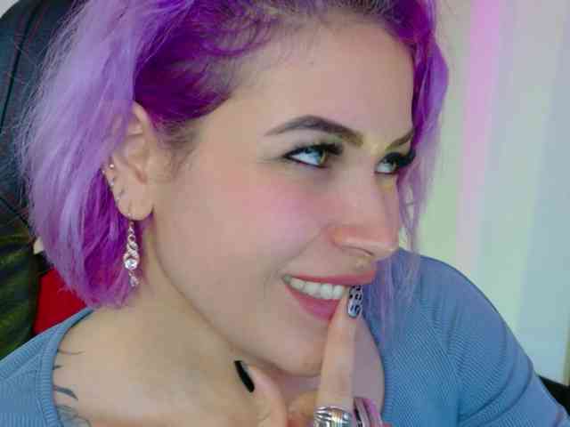 Alexa_lopez webcam
