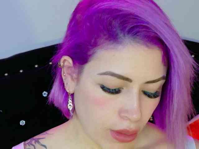 Alexa_lopez webcam