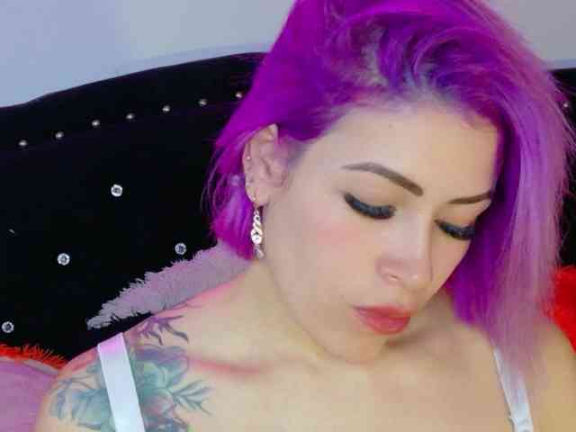Alexa_lopez webcam