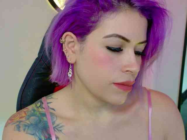 Alexa_lopez webcam