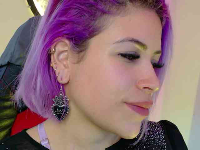 Alexa_lopez webcam