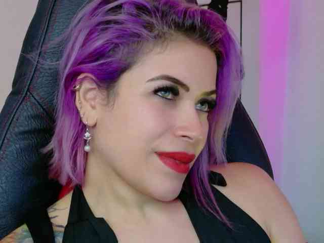 Alexa_lopez webcam