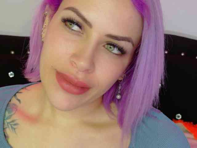 Alexa_lopez webcam