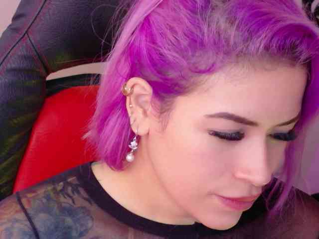 Alexa_lopez webcam
