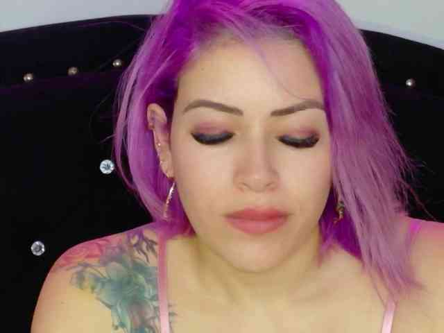 Alexa_lopez webcam