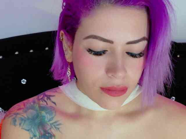 Alexa_lopez webcam