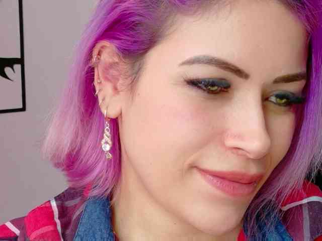 Alexa_lopez webcam