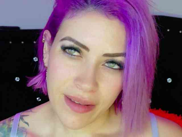 Alexa_lopez webcam