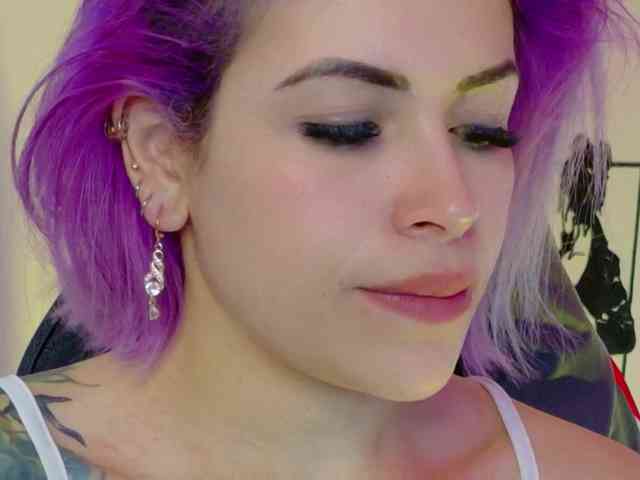 Alexa_lopez webcam