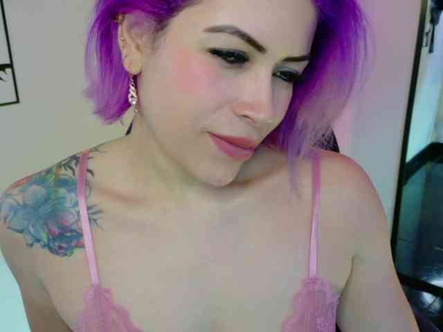Alexa_lopez webcam