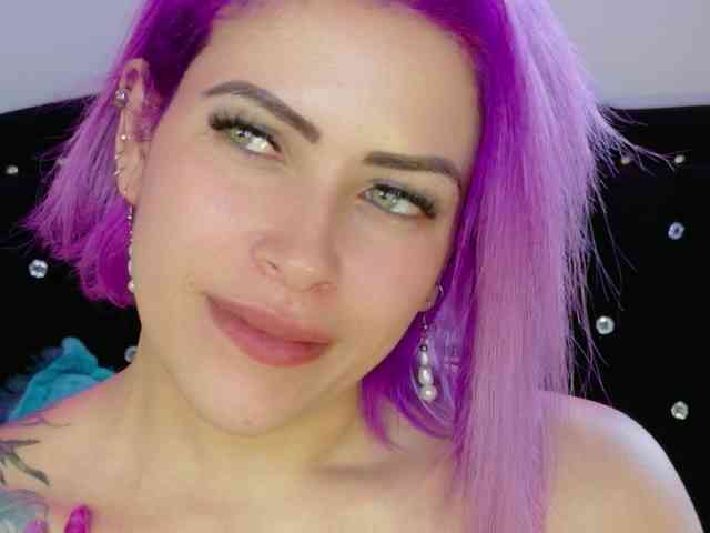 Ivypoison10 Live Webcam on BongaCams