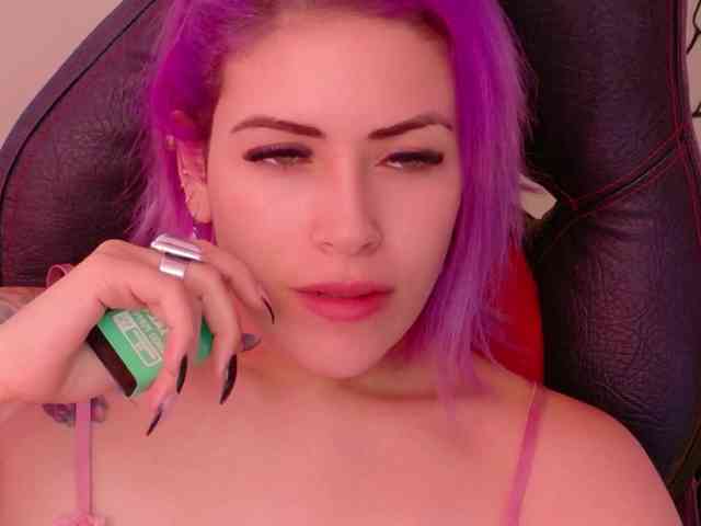 Alexa_lopez webcam