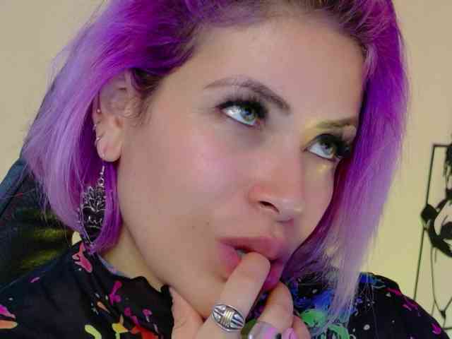 Alexa_lopez webcam