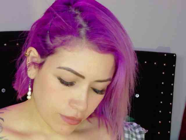 Alexa_lopez webcam