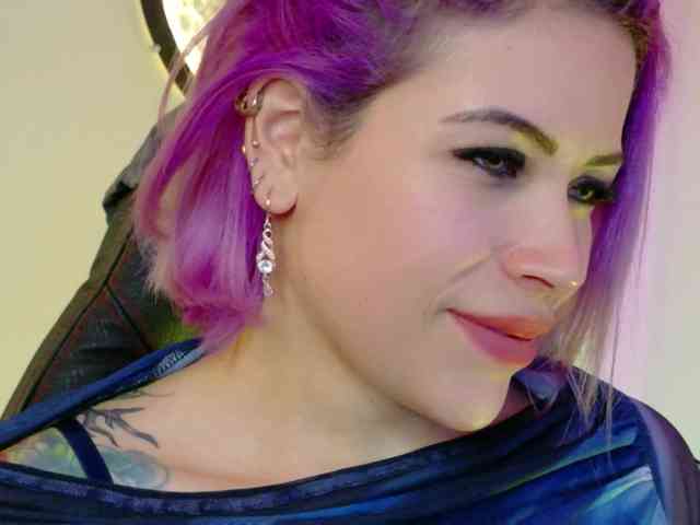 Alexa_lopez webcam