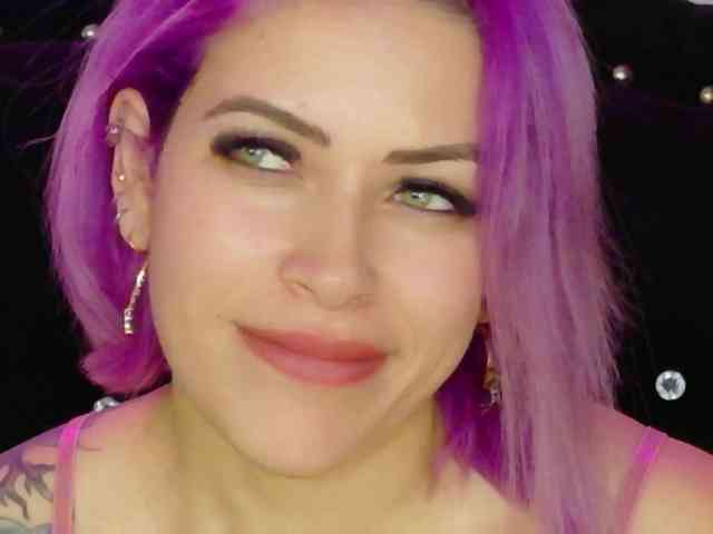 Alexa_lopez webcam