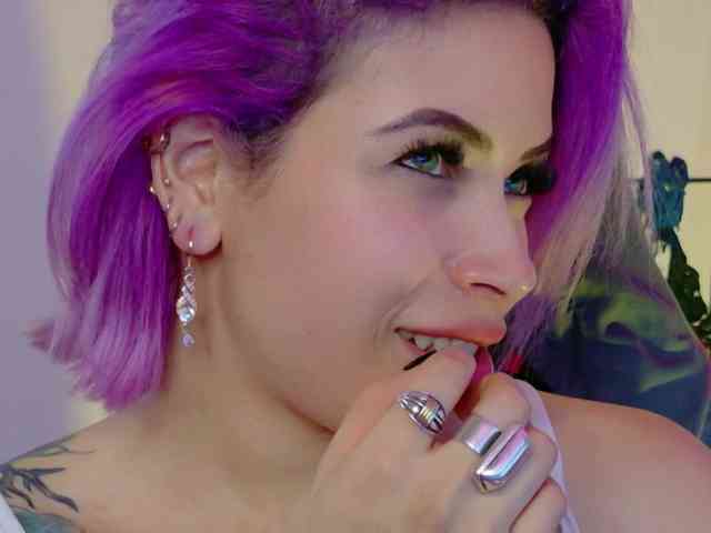 Alexa_lopez webcam