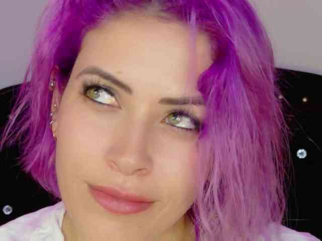 Alexa_lopez webcam