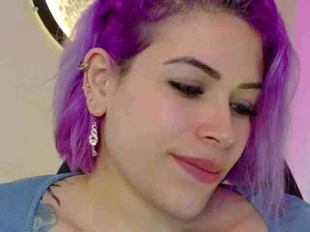 Alexa_lopez webcam