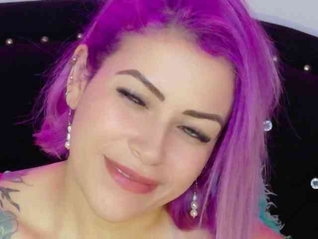 Alexa_lopez webcam