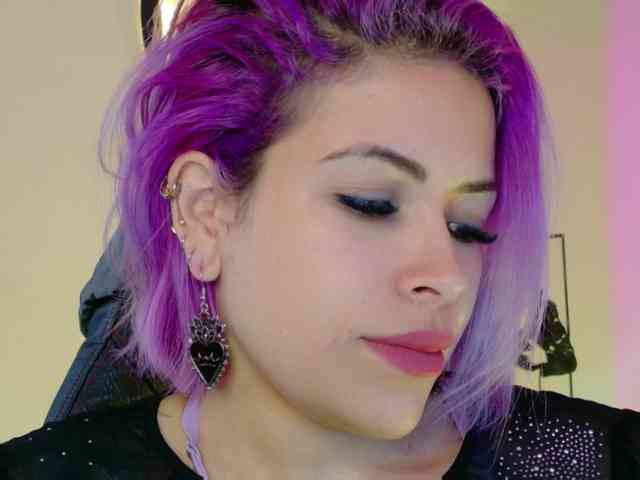 Alexa_lopez webcam