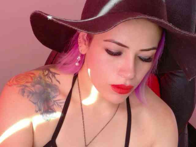 Alexa_lopez webcam
