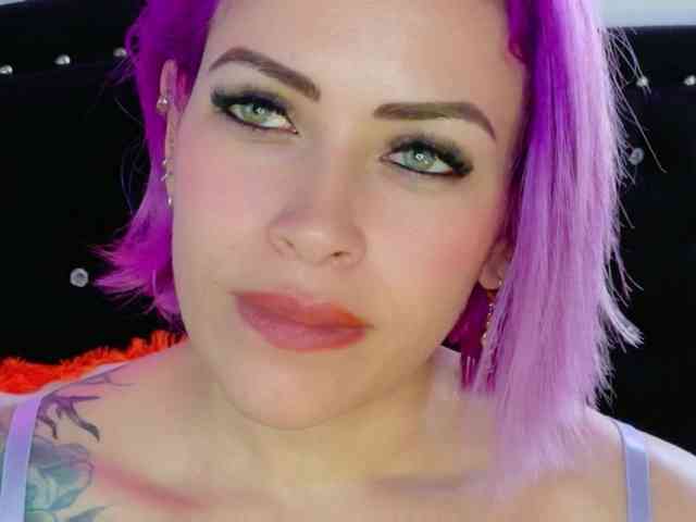 Alexa_lopez webcam