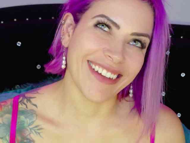 Alexa_lopez webcam