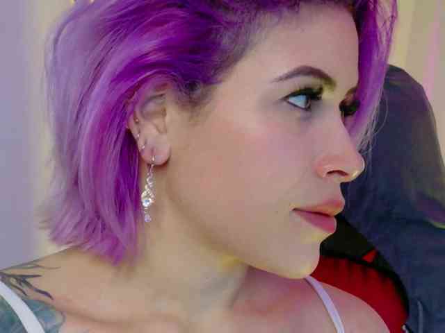 Alexa_lopez webcam