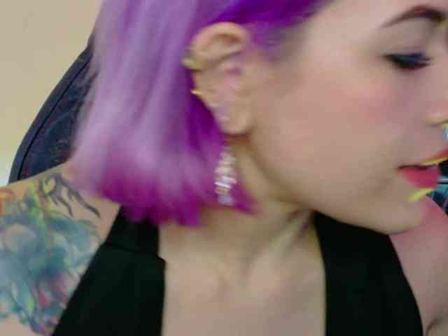 Alexa_lopez webcam