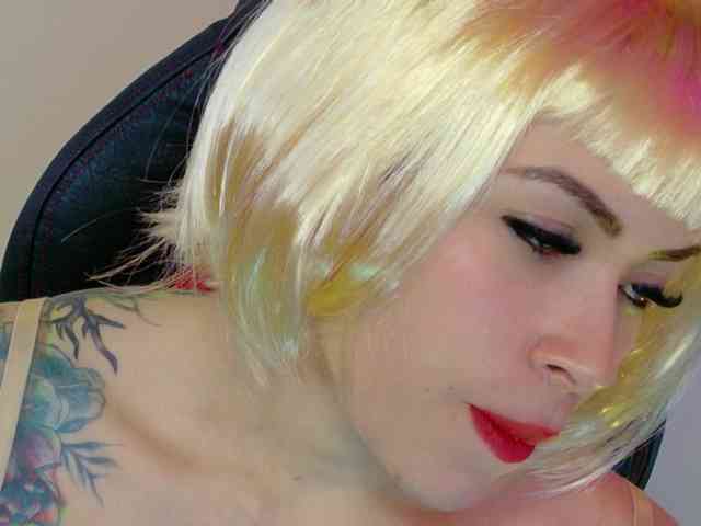 Alexa_lopez webcam