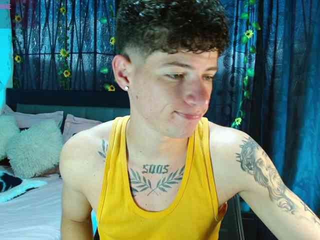 MattiaGorii Sex Cam Show